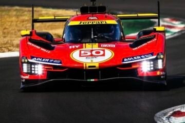 FERRARI POURSUIT LES ESSAIS DE LA 499P A MONZA