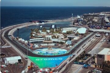 HAMILTON BLUFFÉ PAR LA RAPIDITÉ DES RED BULL !