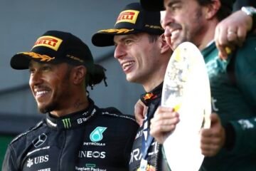 A MELBOURNE VERSTAPPEN VAINQUEURS INTOUCHABLE DEVANT HAMILTON ET ALONSO