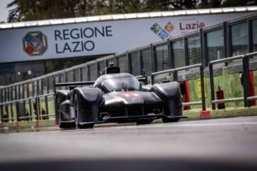 PREMIERS TOURS DE PISTE POUR L’ISOTTA FRASCHINI