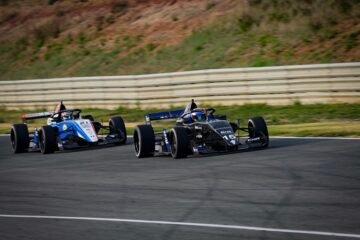 A NAVARA EN ULTIMATE CUP, SUCCÈS DE LE GALLAIS ET TROJANI EN MONOPLACE