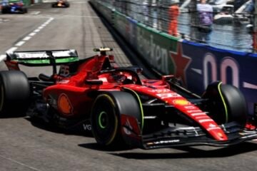 SAINZ Jr LE PLUS VITE DES 1ers ESSAIS A MONACO