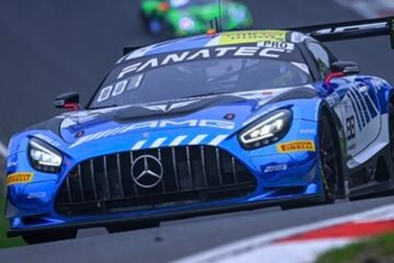 GT WORLD, A BRANDS-HATCH : SUCCÈS AUDI ET MERCEDES ET PODIUM POUR ROSSI!