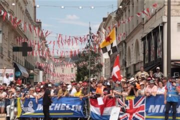 AU COEUR DE LA GRANDE PARADE DES PILOTES AU MANS