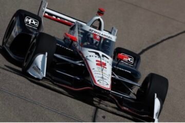 NEWGARDEN REMPORTE LA 1ére DES DEUX COURSES SUR L'OVALE DE L'IOWA