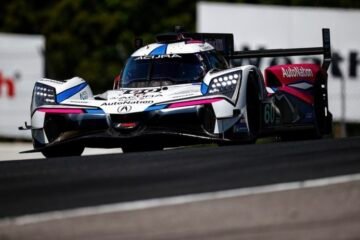 VICTOIRE ET DOUBLÉ ACURA A MOSPORT DEVANT BMW EN IMSA