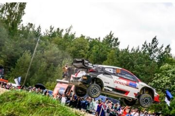 ROVANPERÄ PREND L'ASCENDANT SUR NEUVILLE AU RALLYE D'ESTONIE. LOUBET 7 ET TANAK DÉJA 11