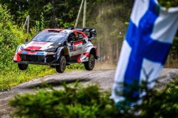 EVANS S'EMPARE DE LA TÊTE EN FINLANDE APRÈS L'ERREUR ET L'ABANDON DE ROVANPERÄ