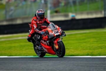 PIRRO ´WILD CARD AVEC LA DUCATI CRÉE LA SURPRISE