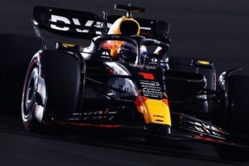 SUCCÉS DE VERSTAPPEN DEVANT LES McLAREN BOYS A DOHA AU GP DU QATAR