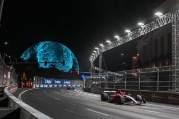 LES DEUX FERRARI DE LECLERC ET SAINZ Jr DOMINENT LA SECONDE SESSION LIBRE A LAS VEGAS