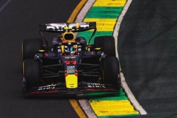 SERGIO PÉREZ PENALISÉ DE TROIS PLACES SUR LA GRILLE DE DÉPART DU GP D'AUSTRALIE A MELBOURNE