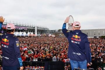 A SUZUKA AU JAPON, 4ème POLE CETTE SAISON POUR VERSTAPPEN ! 1ère LIGNE 100% RED BULL!