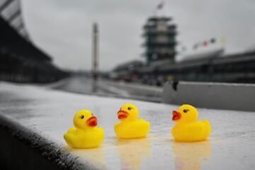 LE DEPART DES 500 MILES A iNDIANAPOLIS RETARDÉ A CAUSE DES ORAGES