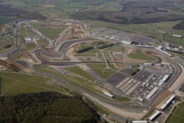 TROIS ESPOIRS EN PISTE A SILVERSTONE EN ESSAIS LIBRES 1 POUR LE BRITISH GP.