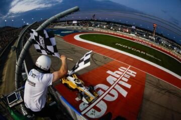 1ère VICTOIRE SUR OVALE POUR SCOTT McLAUGHLIN SUR L’IOWA