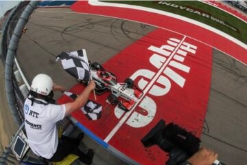 VICTOIRE DIMANCHE DE POWER A L'IOWA. TOP 10 POUR ROMAIN GROSJEAN.