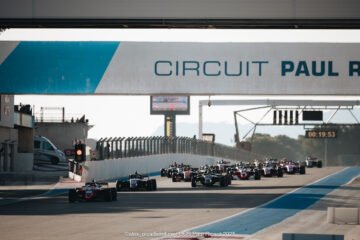 ULTIMATE AU PAUL RICARD. BARTER EN PATRON EN HOOSIER FORMULA CUP