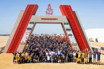 FACE A DACIA QUELS SONT LES AUTRES CANDIDATS A LA VICTOIRE FINALE AU DAKAR 2026 ?