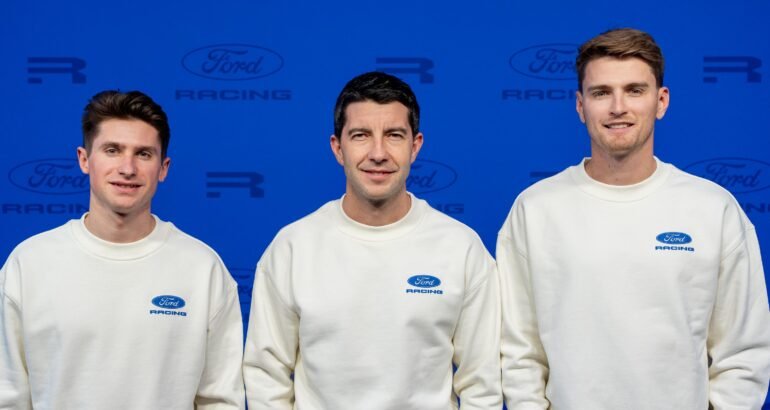 WEC 2027. FORD ANNONCE SES TROIS PREMIERS PILOTES (PRIAULX-ROCKENFELLER-SARGEANT)