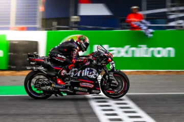 MOTOGP 2026. MARCO BEZZECCHI ET APRILIA SURVOLENT LES 1ers ESSAIS DU GP DE THAÏLANDE A BURIRAM