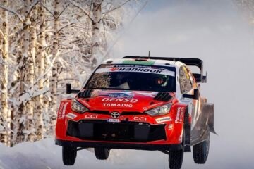 WRC. ELFYN EVANS SOLIDE LEADER EN SUÉDE DEVANT SES ÉQUIPIERS CHEZ TOYOTA KATSUTA ET PAJARI