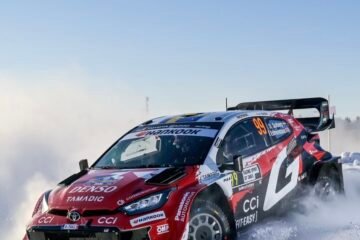  WRC. OLIVER SOLBERG DÉBUTE VICTORIEUSEMENT AU RALLYE DE SUÉDE