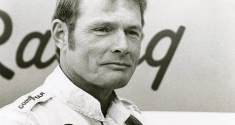  DÉCÉS DE L’ANCIEN PILOTE US BOB TULLIUS