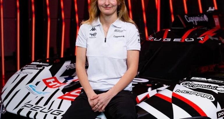 WEC 2026. DORIANE PIN REJOINT L’ÉQUIPE PEUGEOT COMME PILOTE DE DÉVELOPPEMENT