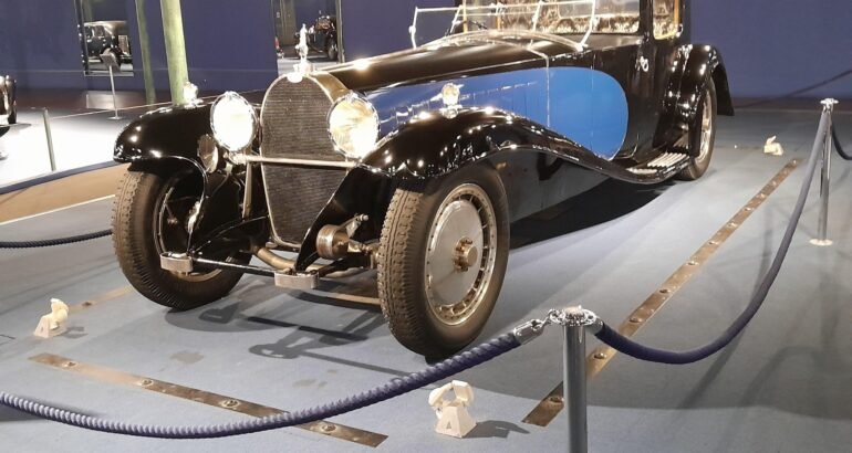 GP MONACO HISTORIQUE. LE PRINCE ALBERT II AU VOLANT DE LA CÉLÉBRISSIME BUGATTI ROYALE !