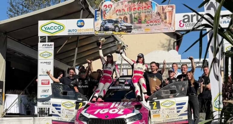 VICTOIRE ‘HISTORIQUE EN AVEYRON AU RALLYE ‘TERRE DES CAUSSES POUR SARAH RUMEAU ET JULIE AMBLARD