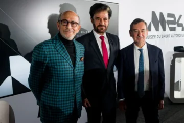 LEWIS HAMILTON… PARRAIN DU NOUVEAU MUSÉE M24 DU MANS