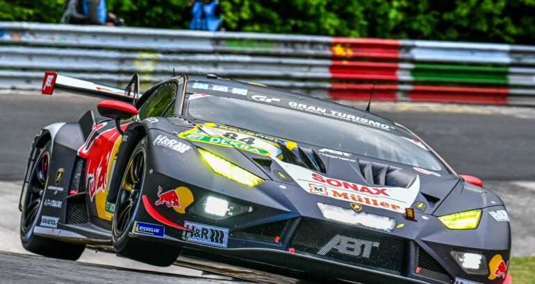 24 HEURES DU NÜRBURGRING. POLE ET 1èreLIGNE 100% LAMBORGHINI DANS L’EIFFEL