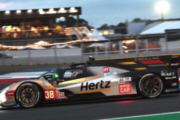 24 HEURES DU MANS 2026. LA GROSSE BAGARRE ENTRE CADILLAC, BMW ET TOYOTA AU LEVER DU JOUR