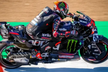 MOTOGP. AU BRITISH GP, BEZZECCHI ET APRILIA DOMINENT LES ESSAIS DE VENDREDI APRÉS-MIDI A SILVERSTONE