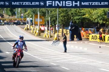 SUPERMOTO DES NATIONS 2026. LA FORCE DU COLLECTIF OFFRE UN DOUBLÉ MONDIAL À LA FRANCE