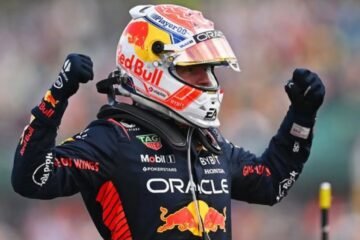 F1. A SEPANG VERSTAPPEN S’OFFRE LA POLE DEVANT HAMILTON ET HADJAR