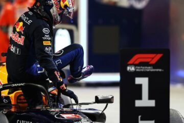 F1. MAX VERSTAPPEN EN POLE DU GRAND PRIX DE SINGAPOUR DEVANT LES DEUX FERRARI