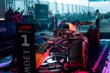 F1. REDEVENU L’OGRE MAX VERSTAPPEN RAFLE TOUT A SINGAPOUR